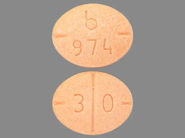 Amphetamine/Dextroamphetamine (Adderall, Mydayis, and others) B 974 3 0 Pill Image