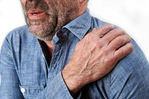 Frozen shoulder can be painful but it usually gets better in time. (Photo credit: Ian Allenden/Dreamstime)