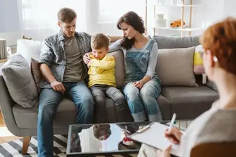 photo of family therapy session