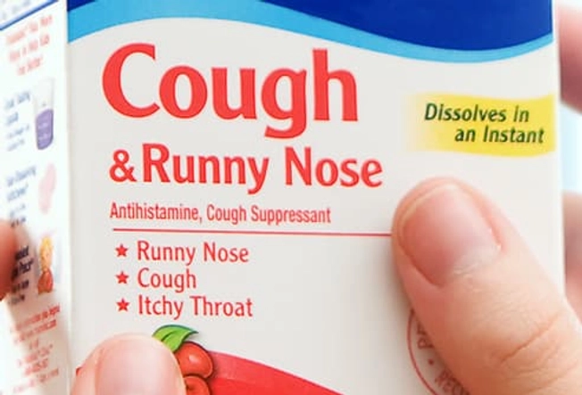 When my child has a cold and a cough, should I give one medicine or two? When my child has a cold and a cough, should I give one medicine or two?